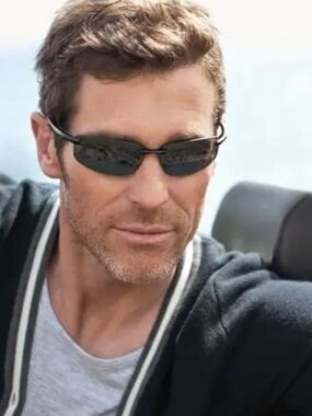 Serengeti Men's Black Sunglasses with Dark Lenses